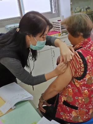 中市府自購流感疫苗　6100劑開放施打